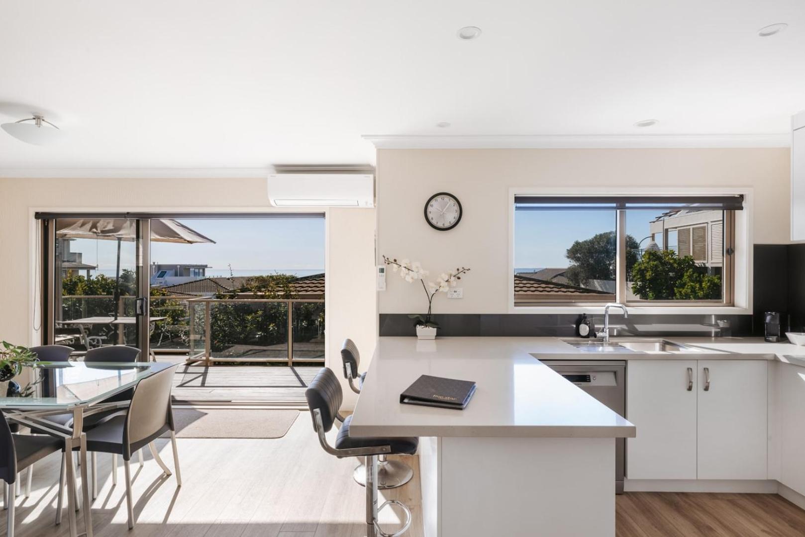 Magnificent Sunrises, Oceanbeach & Sea Views Mount Maunganui Bagian luar foto